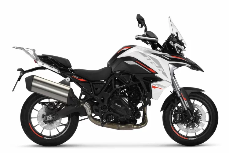 TRK_702_White_M3_Ben