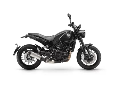 leoncino 500 2023 black color