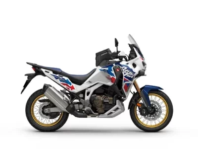 70949_24YM_Africa_Twin_L4_DCT_Studio_PearlGlareWhite_NHB53P_ADVENTURE_ACC_RHS_preview