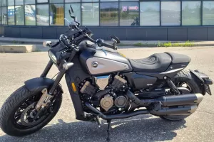 Мотоцикл QJMOTOR SRV 600 V